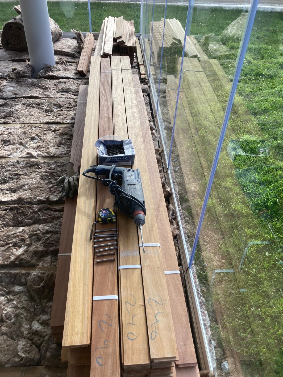 Colocación de rodapiés de madera en Bilbao